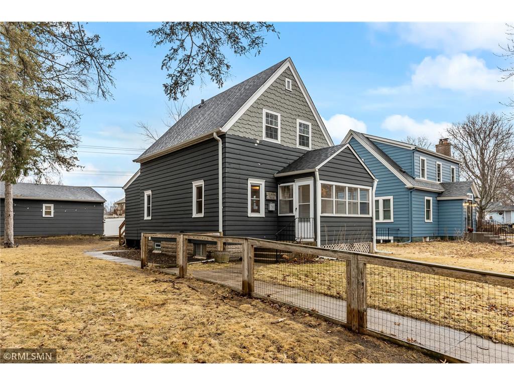 2512 15th Avenue E North Saint Paul MN 55109 6680748 image1