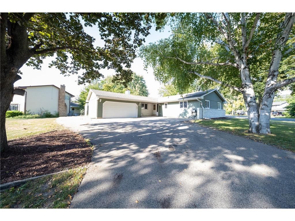 2512 Hayes Drive Burnsville MN 55337 6566343 image1