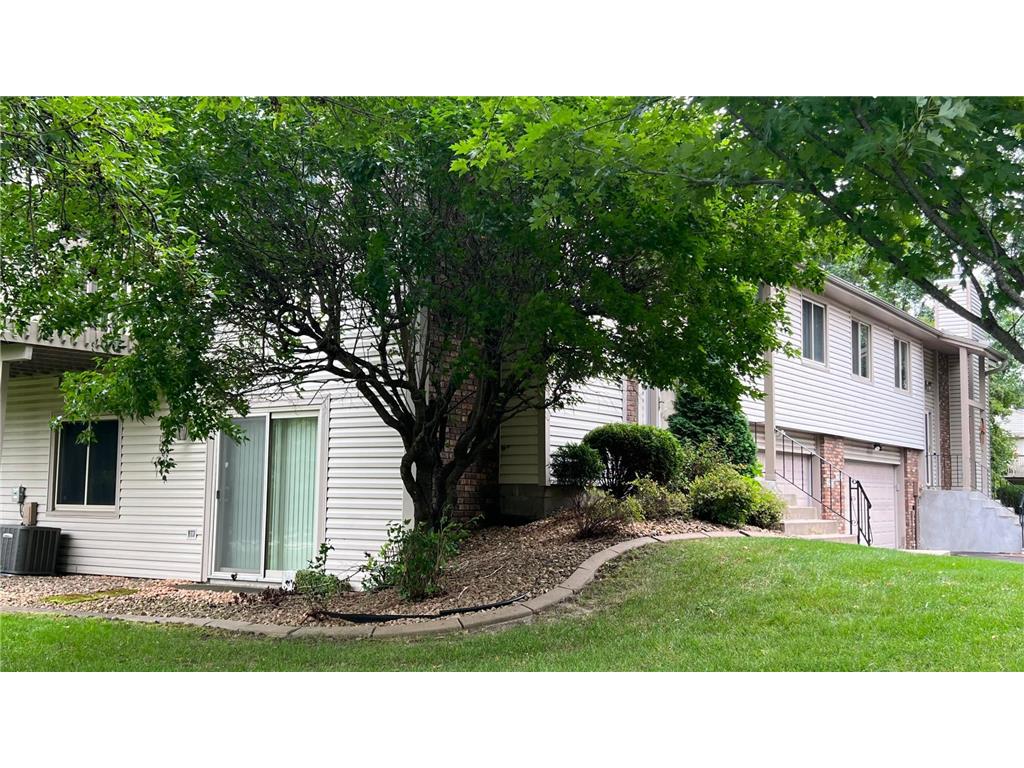 2512 Rose Avenue E, Maplewood, MN, 55119 MLS 6260804 Edina Realty