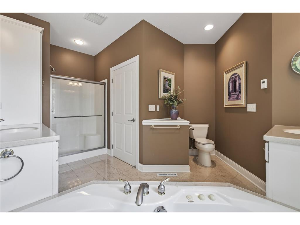 2512 Skyblue Court White Bear Lake MN 55110 7019361 image24