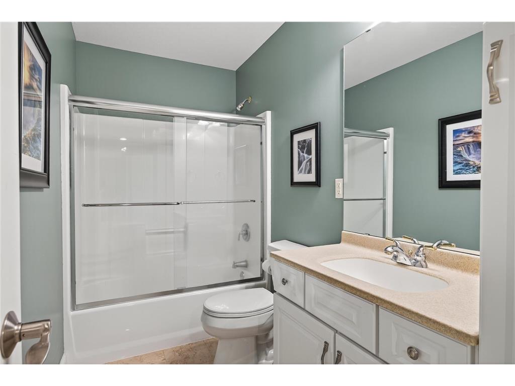 2512 Skyblue Court White Bear Lake MN 55110 7019361 image40