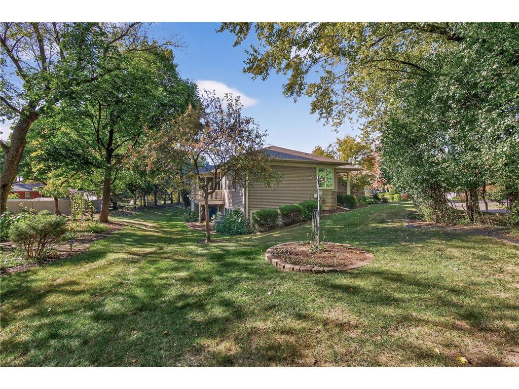 2512 Skyblue Court White Bear Lake MN 55110 7019361 image50