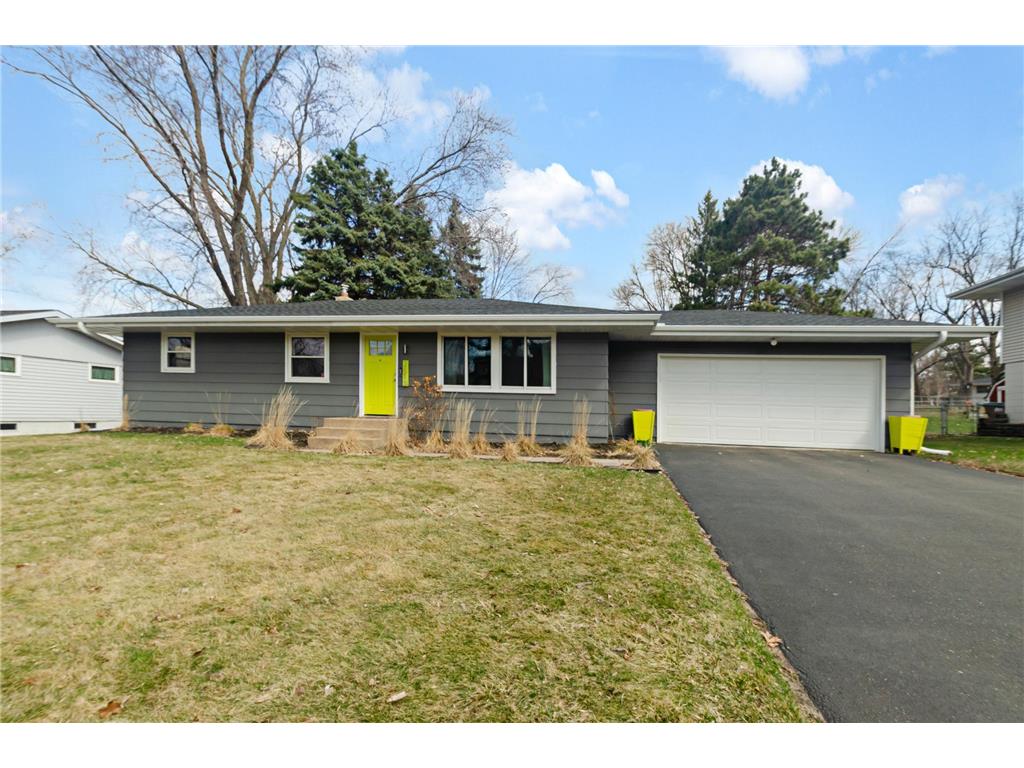 2513 Blomquist Avenue White Bear Lake MN 55110 7053175 image1