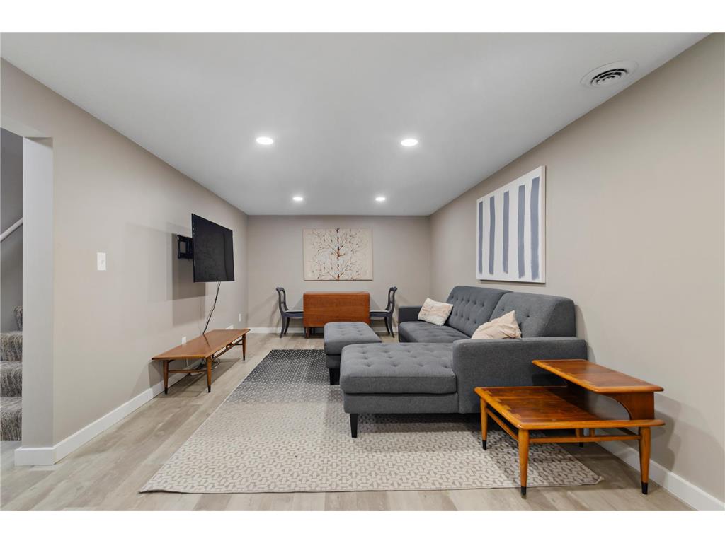 2513 Blomquist Avenue White Bear Lake MN 55110 7053175 image21