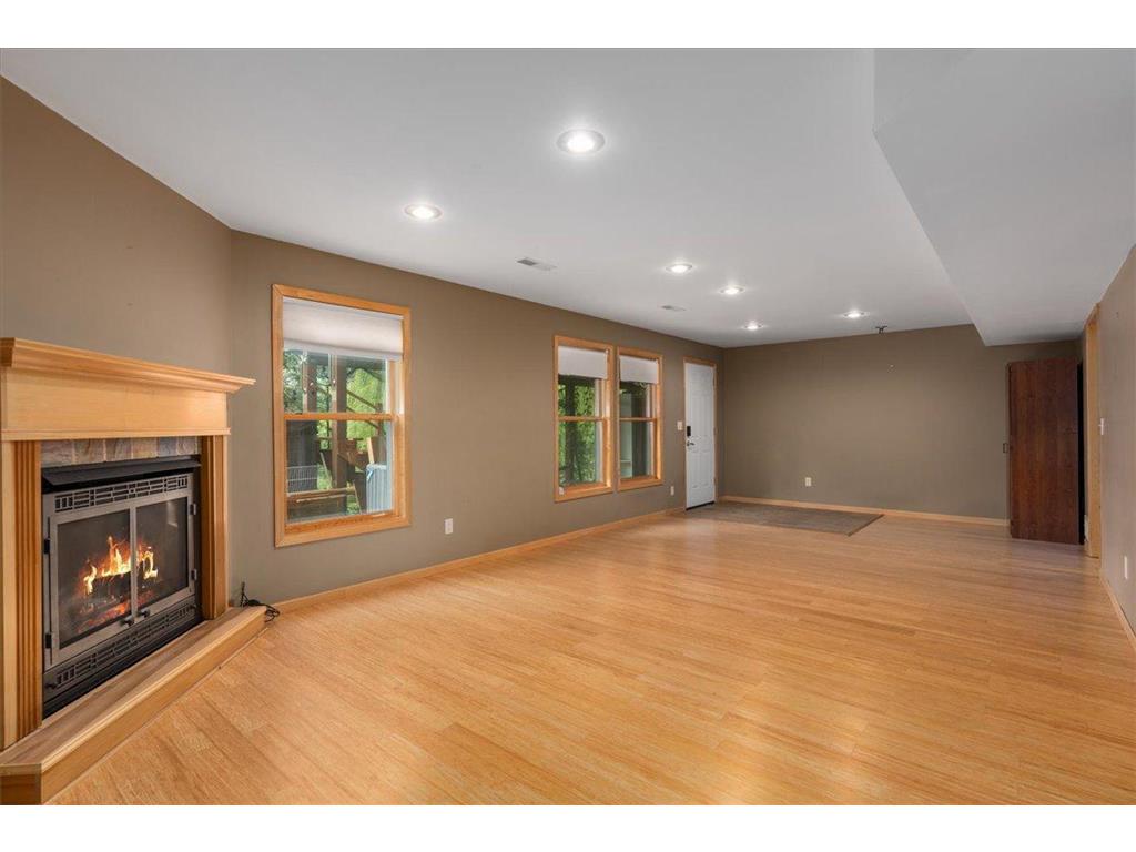 2513 Burl Oak Curve Hudson WI 54016 7018439 image21