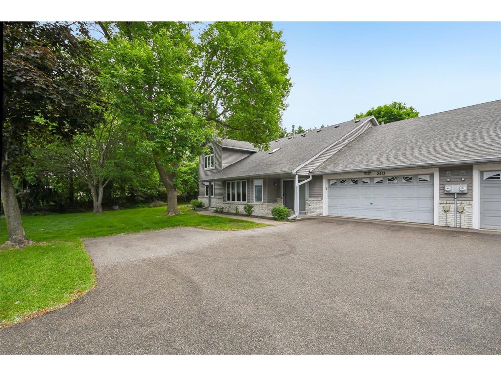 2513 Sumac Ridge White Bear Lake MN 55110 6738022 image1