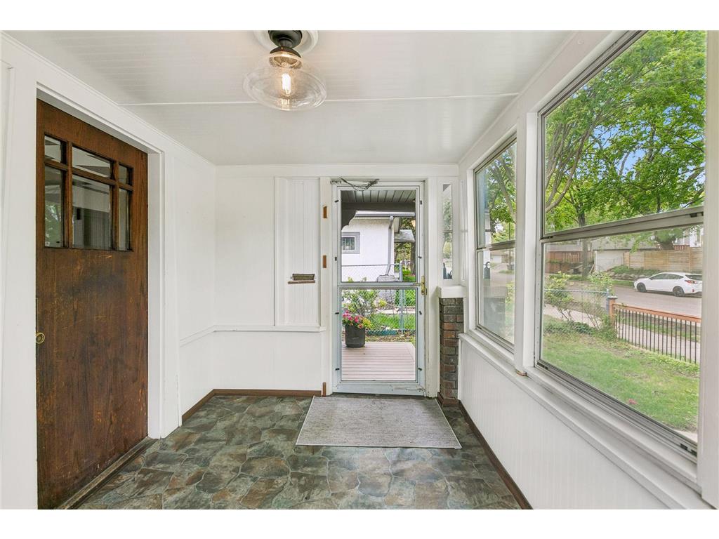 2514 Hayes Street NE Minneapolis MN 55418 7071191 image4