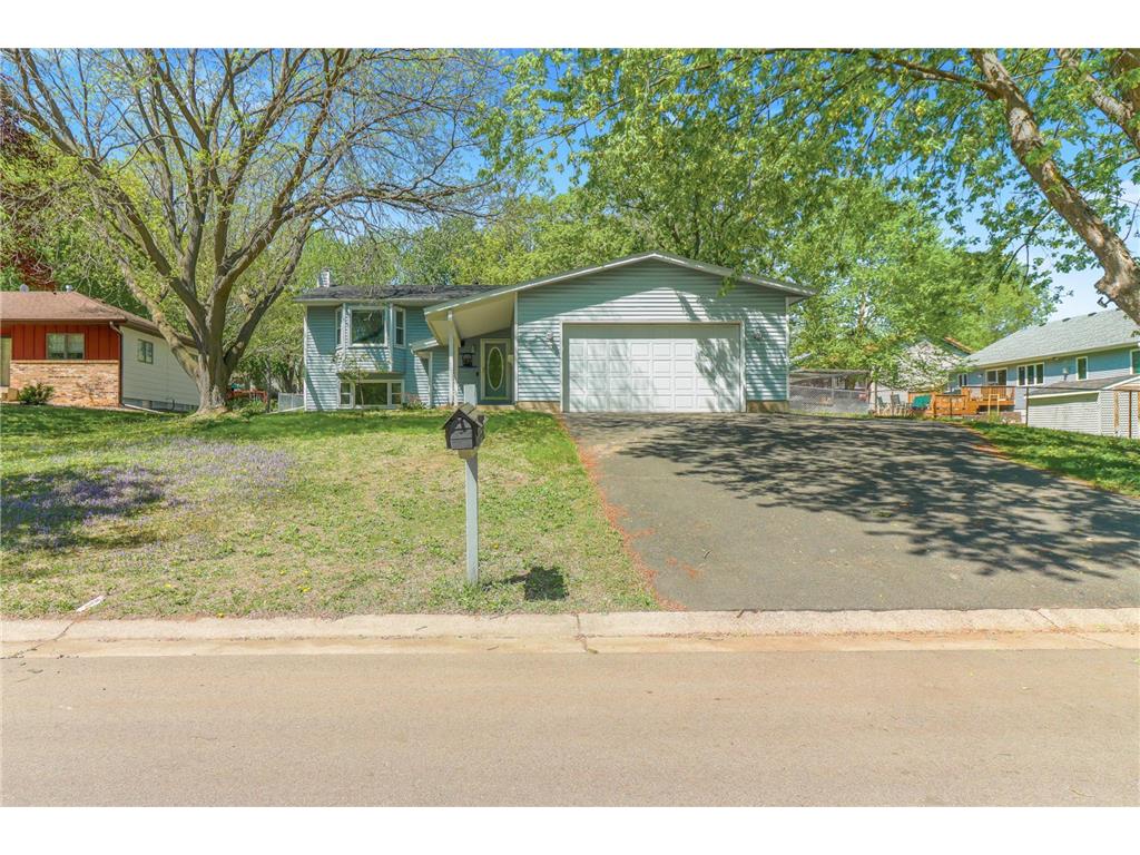 2515 Belmont Lane E North Saint Paul MN 55109 6723044 image1