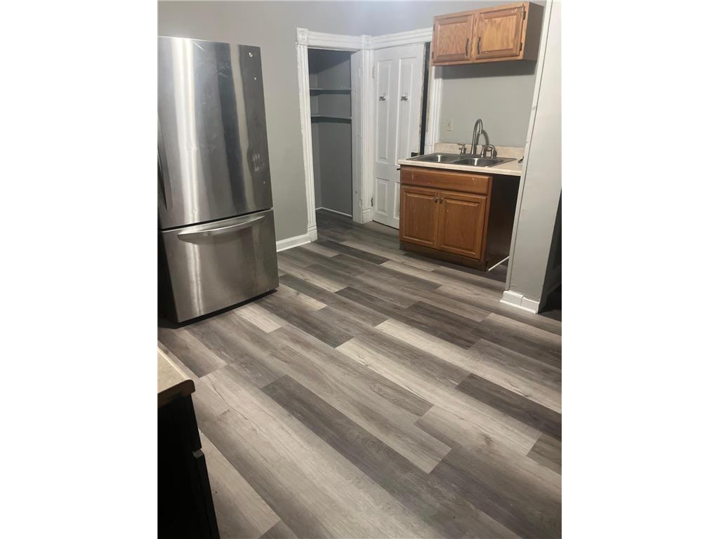 2515 Girard Avenue N Minneapolis MN 55411 6817077 image10