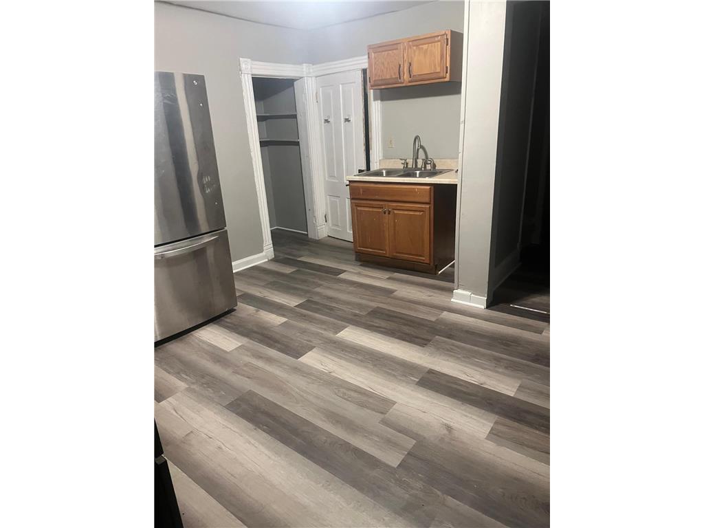 2515 Girard Avenue N Minneapolis MN 55411 6817077 image16