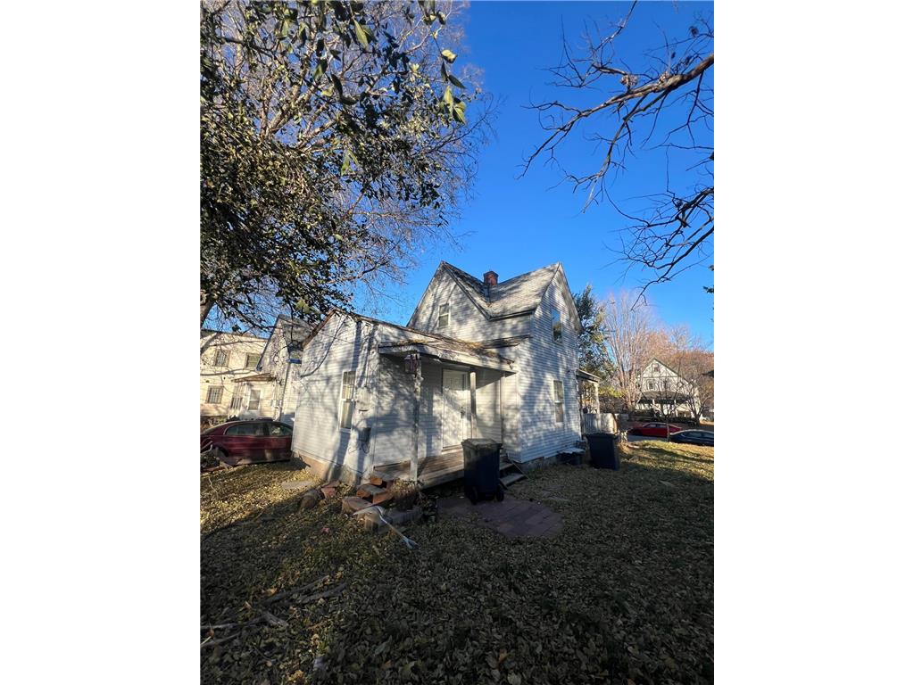 2515 Girard Avenue N Minneapolis MN 55411 6817077 image3