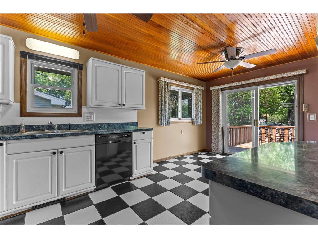 2515 Hillview Road Mounds View MN 55112 7085582 image12
