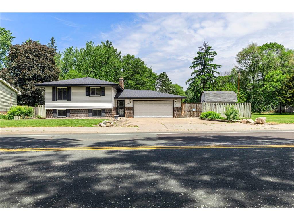2515 Hillview Road Mounds View MN 55112 7085582 image5