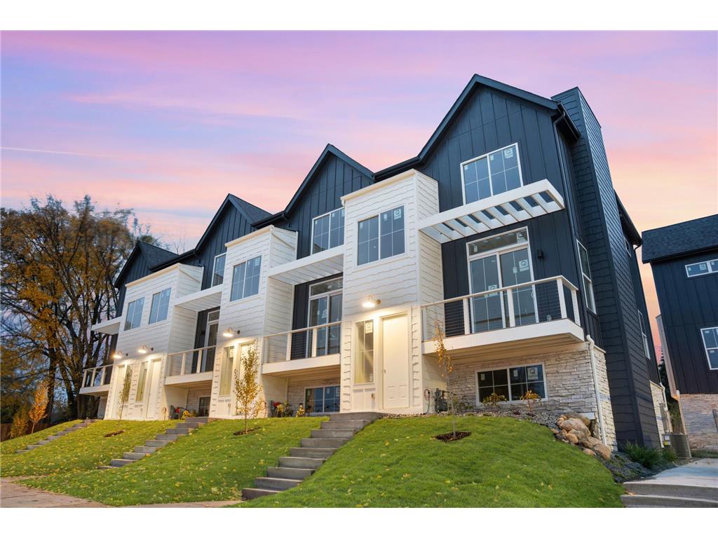 2515 Jansen Avenue White Bear Lake MN 55110 6707670 image1