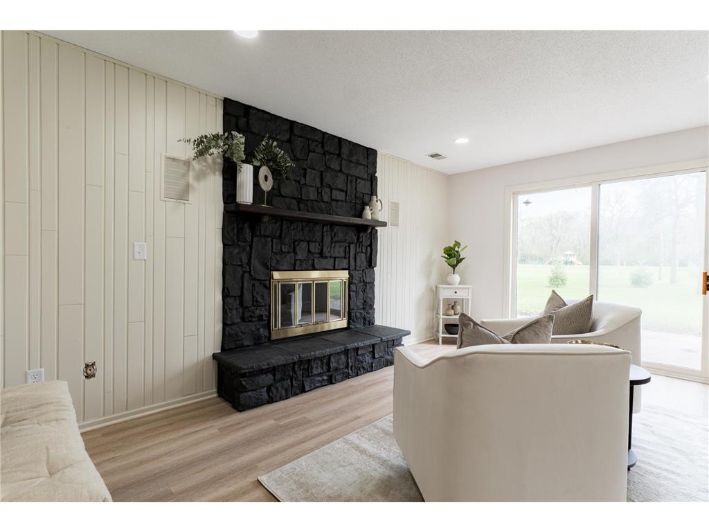 2515 N 83rd Avenue N Brooklyn Park MN 55444 7062522 image20