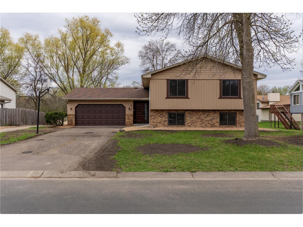 2515 N 83rd Avenue N Brooklyn Park MN 55444 7062522 image37
