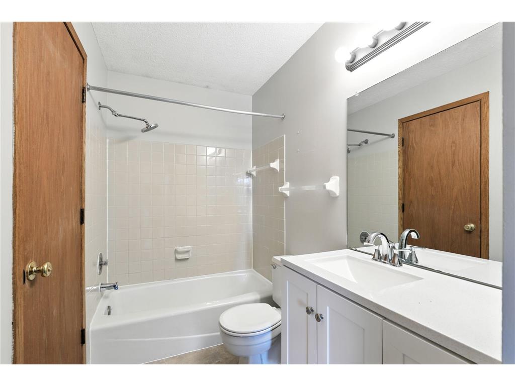 2515 Royals Drive Minnetonka MN 55305 7006066 image18