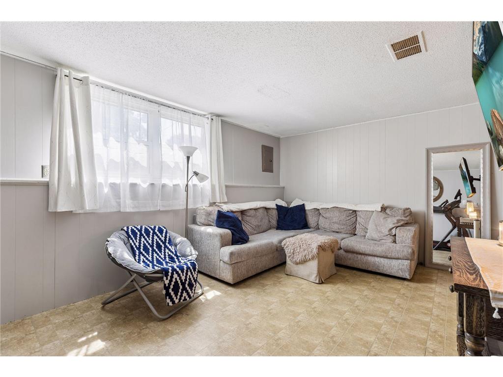 2516 103rd Avenue NW Coon Rapids MN 55433 7098423 image26