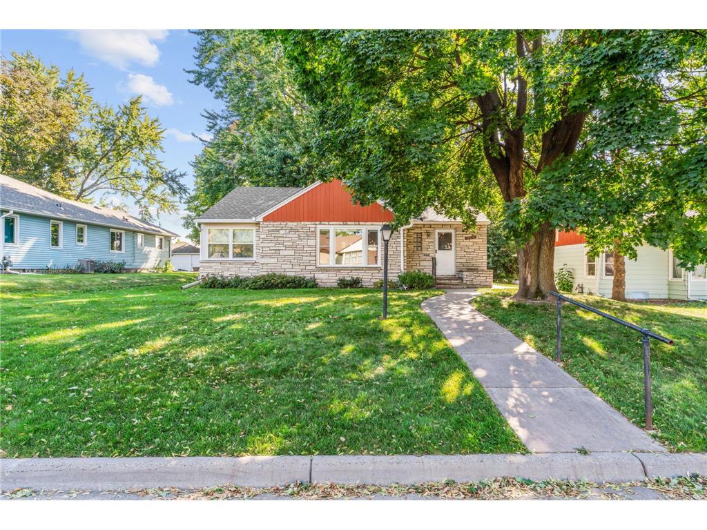 2516 27th Avenue NE Saint Anthony MN 55418 6795297 image1