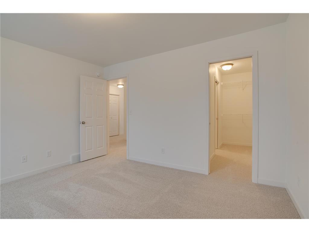 2516 38th Avenue S Moorhead MN 56560 7022295 image18