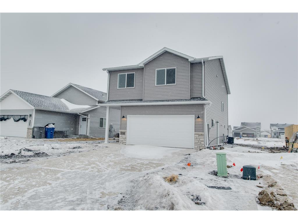 2516 38th Avenue S Moorhead MN 56560 7022295 image2