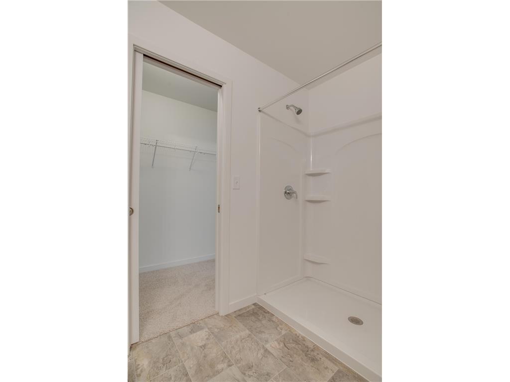 2516 38th Avenue S Moorhead MN 56560 7022295 image22