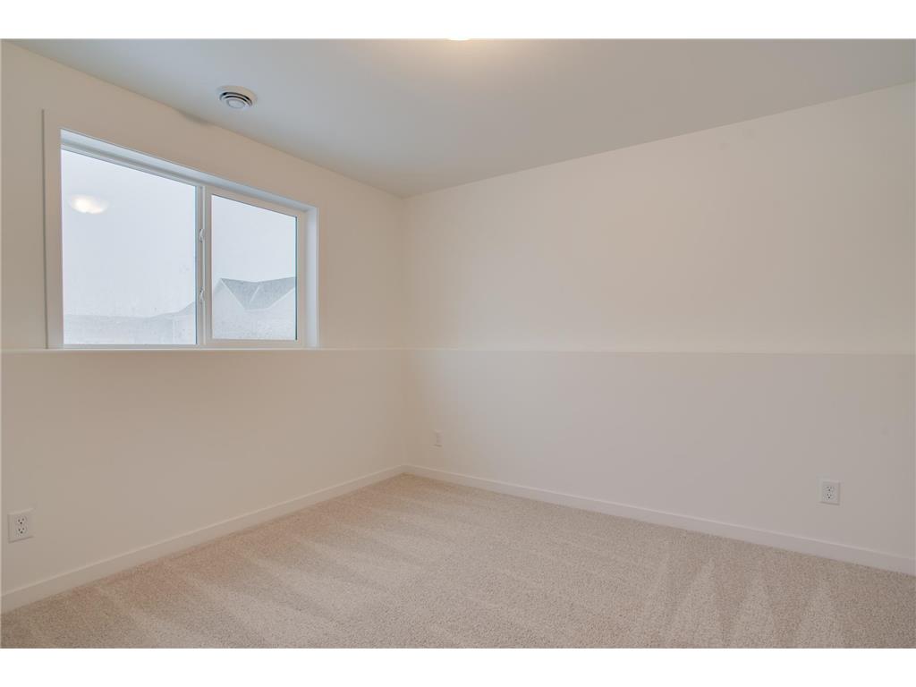 2516 38th Avenue S Moorhead MN 56560 7022295 image28