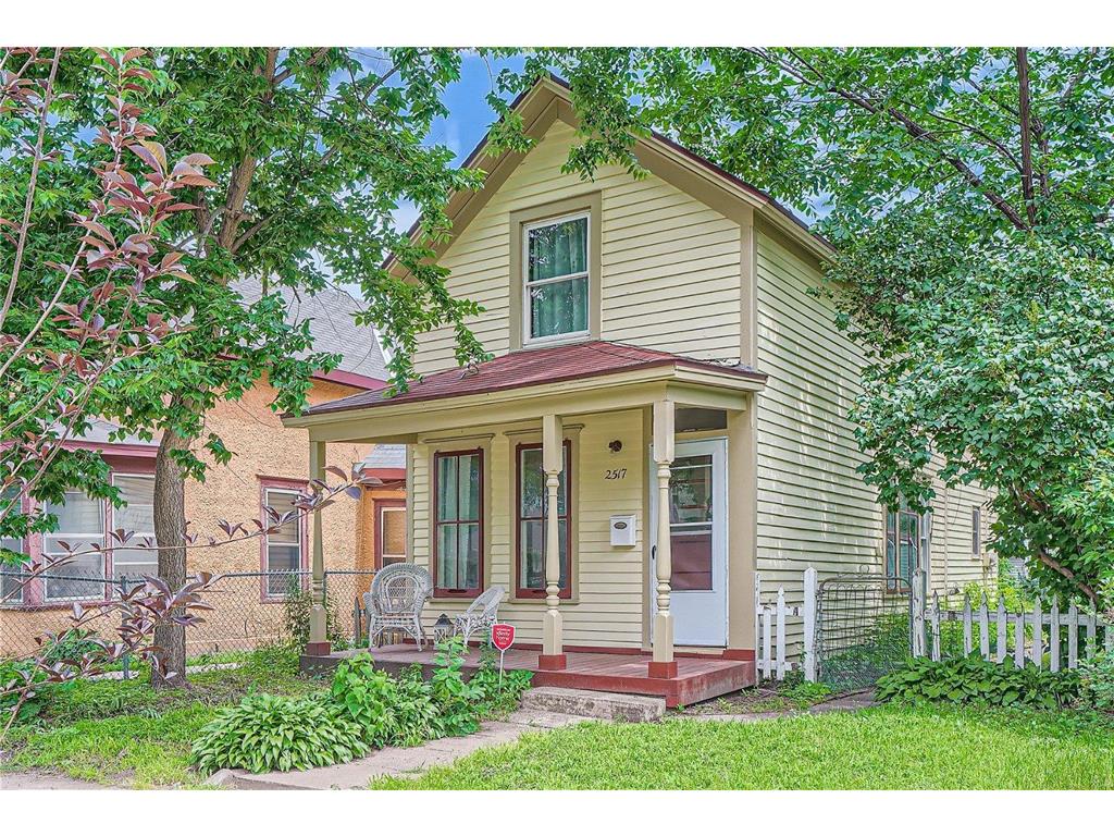 2517 12th Avenue S Minneapolis MN 55404 6560362 image1