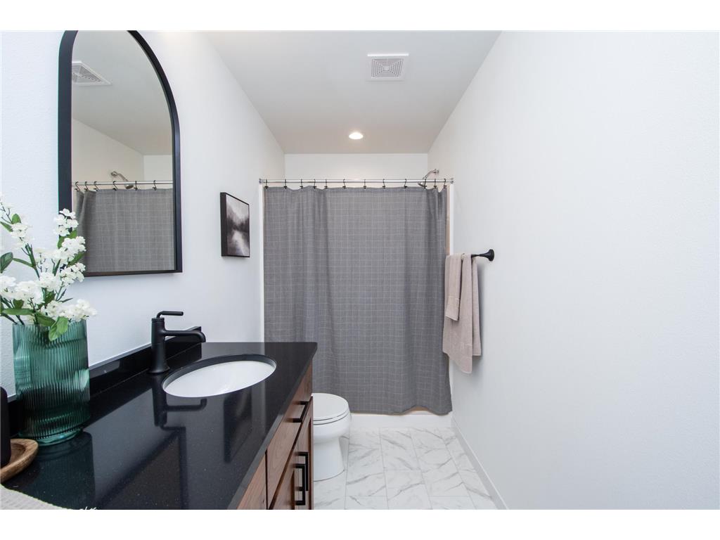 2517 42nd Avenue S Moorhead MN 56560 7102572 image13