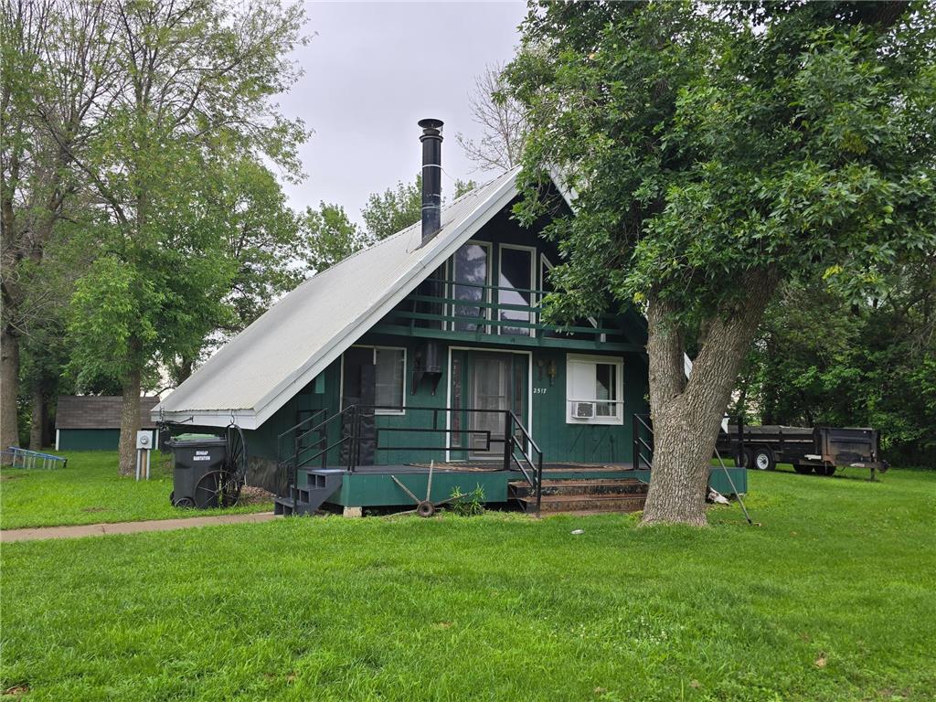 2517 East Avenue Worthington MN 56187 7001933 image1