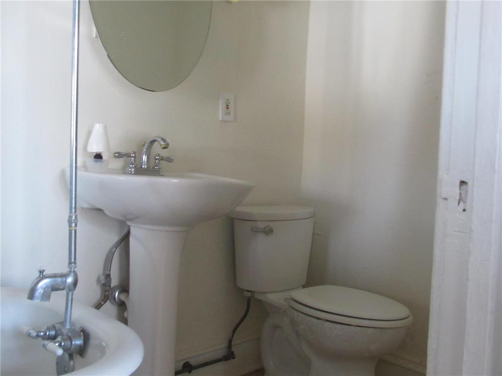 2517 Quincy Street NE Minneapolis MN 55418 7029552 image16