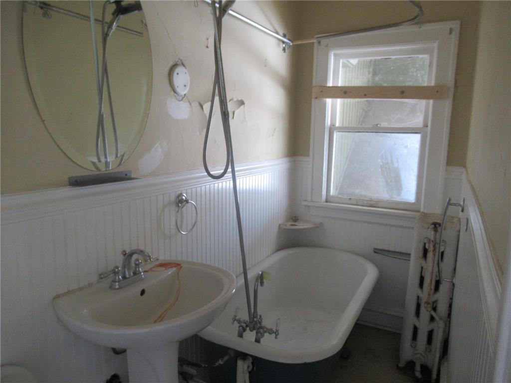 2517 Quincy Street NE Minneapolis MN 55418 7029552 image17