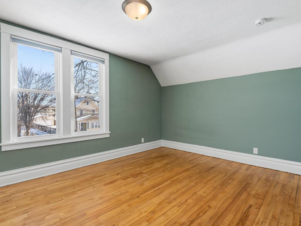 2517 Sheridan Avenue N Minneapolis MN 55411 7063027 image20