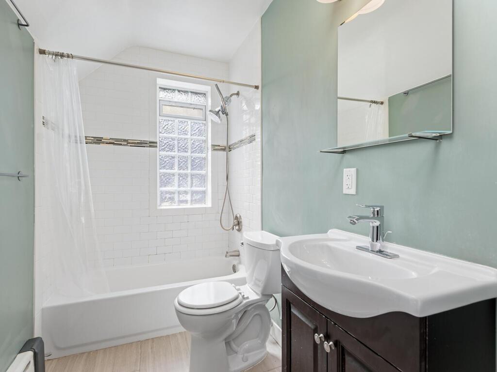 2517 Sheridan Avenue N Minneapolis MN 55411 7063027 image23