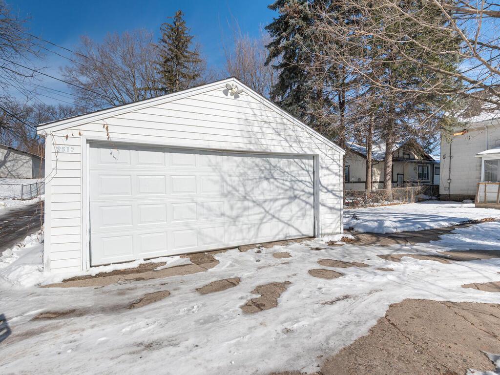 2517 Sheridan Avenue N Minneapolis MN 55411 7063027 image31
