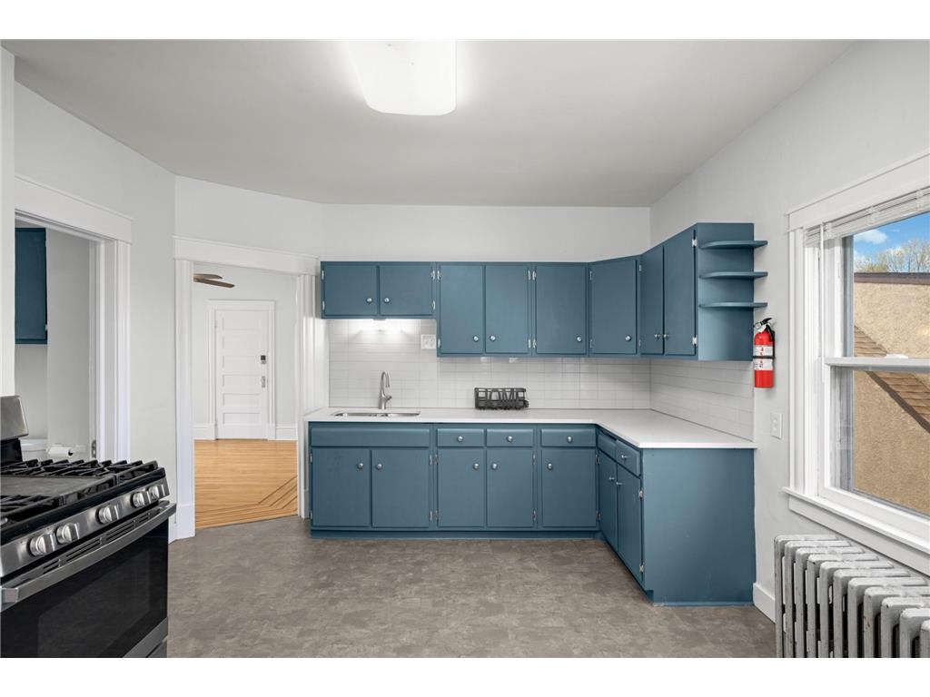2517 University Avenue NE Minneapolis MN 55418 7064249 image11