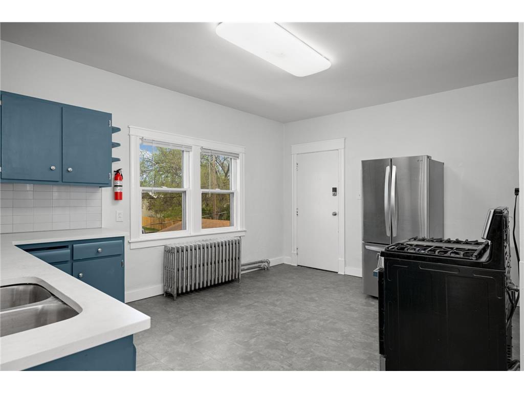 2517 University Avenue NE Minneapolis MN 55418 7064249 image12