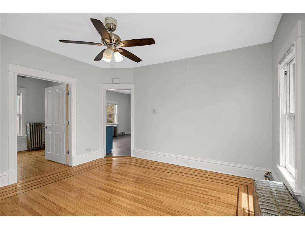 2517 University Avenue NE Minneapolis MN 55418 7064249 image6