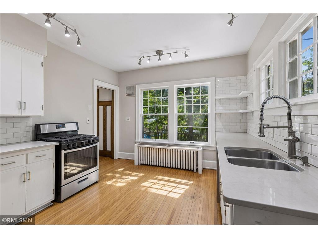 2517 W 42nd Street Minneapolis MN 55410 7056951 image15