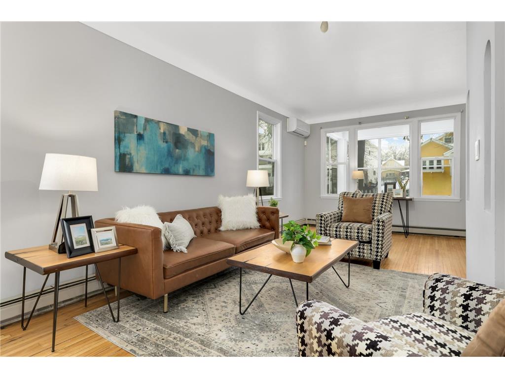 2518 Thomas Avenue N Minneapolis MN 55411 7006764 image1