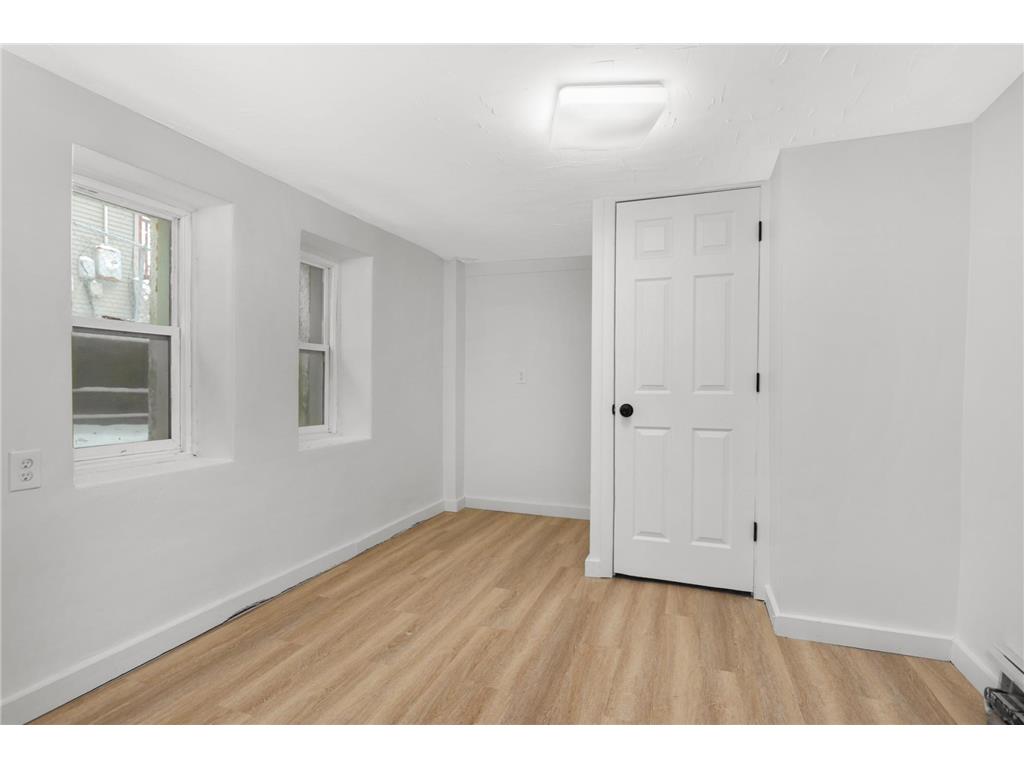 2518 Thomas Avenue N Minneapolis MN 55411 7006764 image17