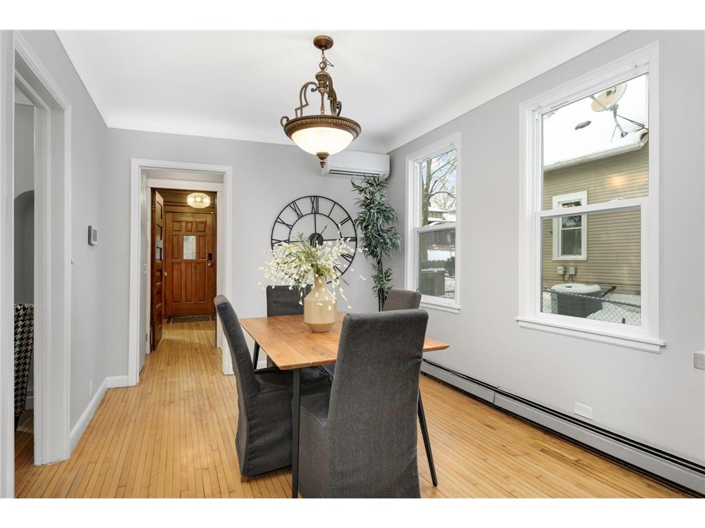 2518 Thomas Avenue N Minneapolis MN 55411 7006764 image6