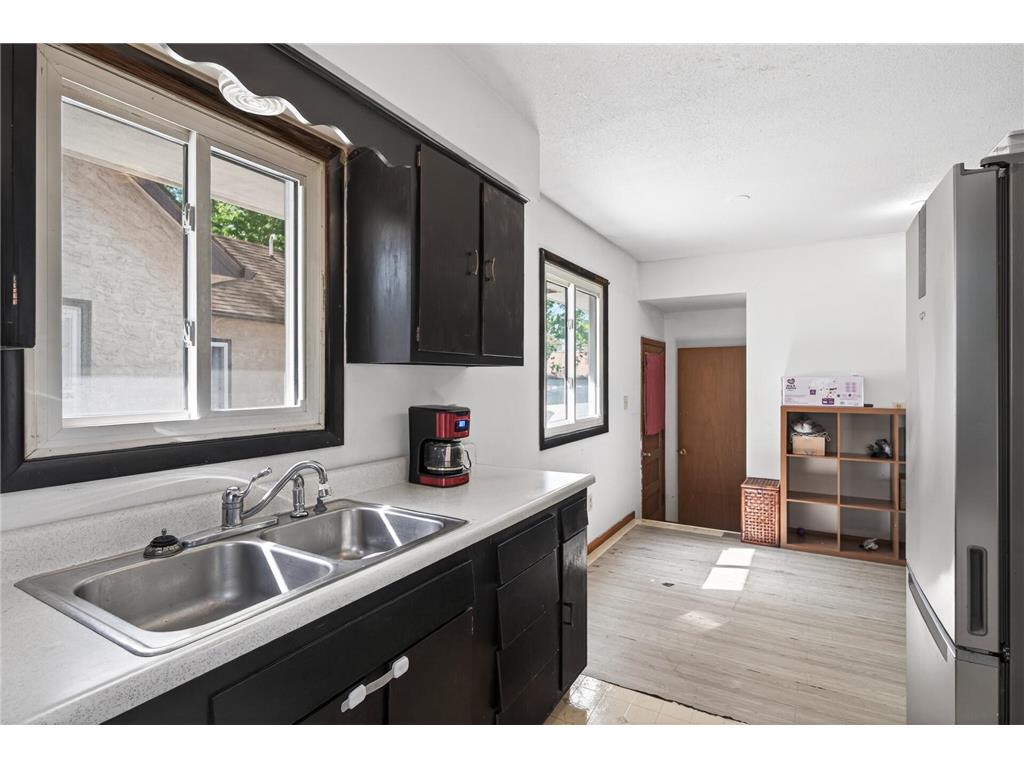 2519 3rd Avenue E North Saint Paul MN 55109 7072163 image10