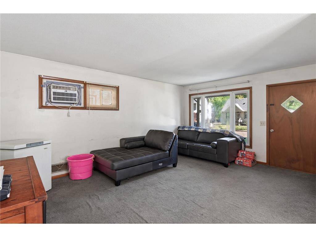 2519 3rd Avenue E North Saint Paul MN 55109 7072163 image2