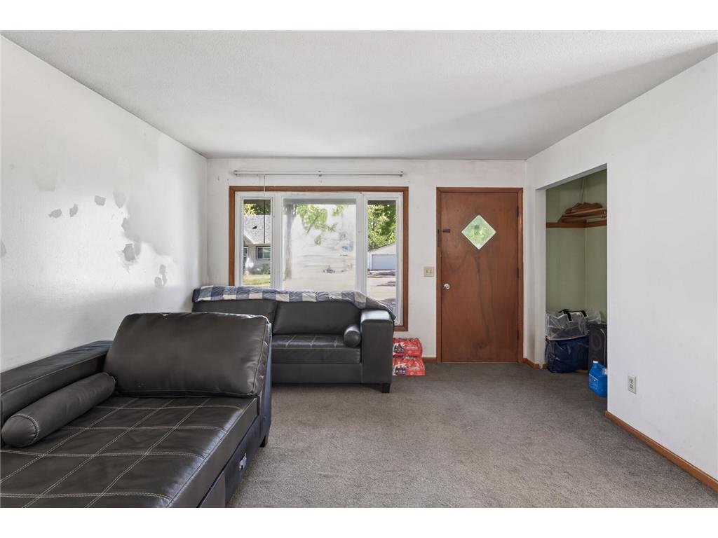 2519 3rd Avenue E North Saint Paul MN 55109 7072163 image3