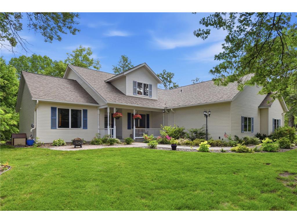 2519 86th Avenue Osceola WI 54020 7094368 image1