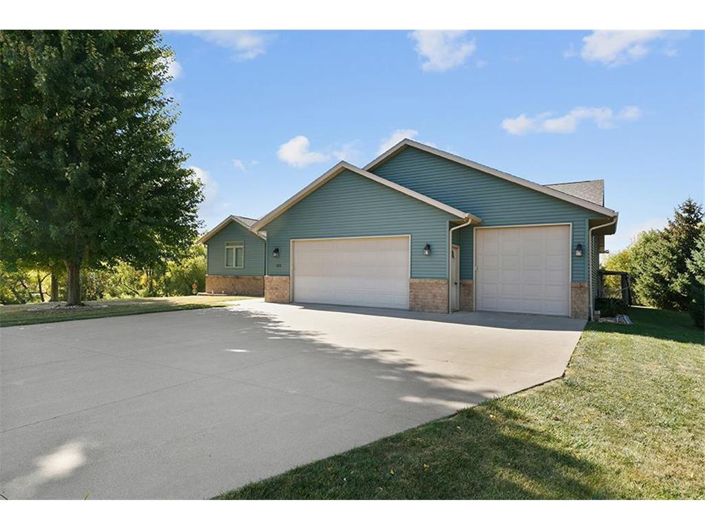 252 Oak Drive Eagle Lake MN 56024 6698765 image1