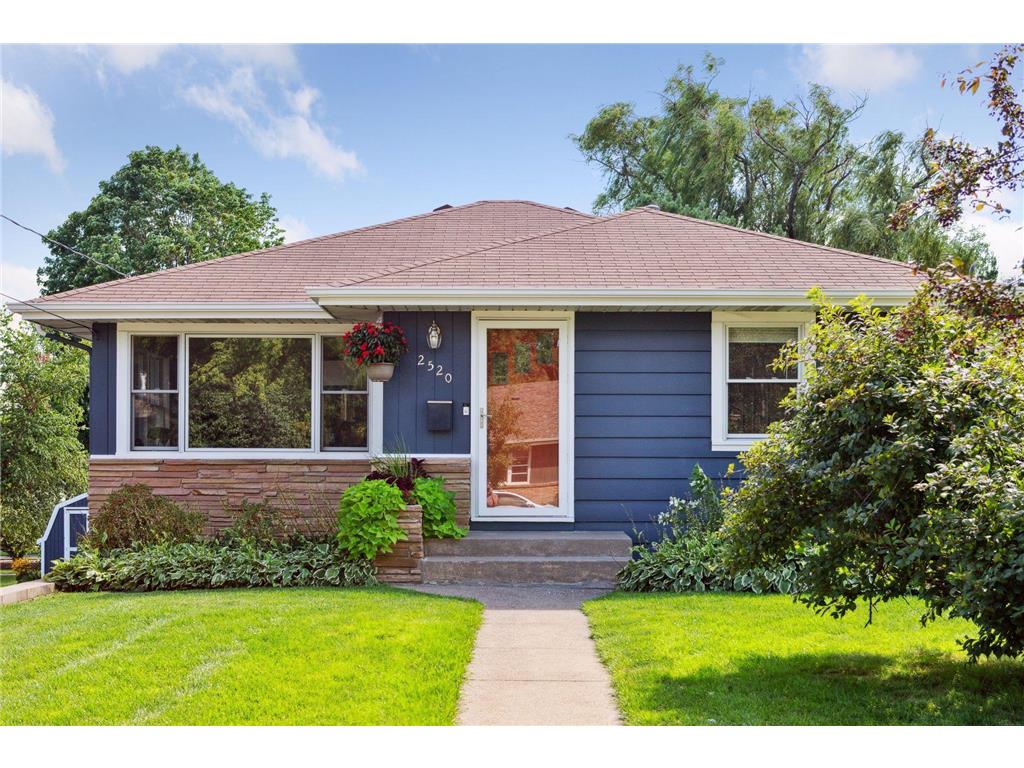 2520 33rd Avenue NE, Saint Anthony, MN 55418 MLS 6249489 Edina Realty