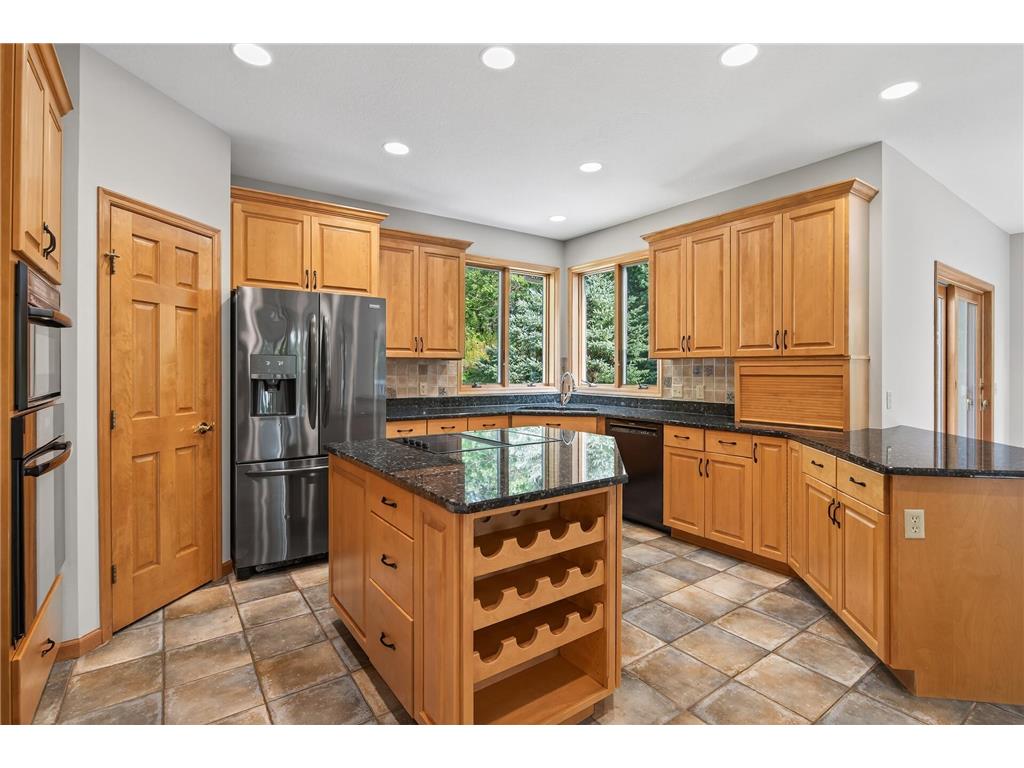 2520 Arbor Court Mendota Heights MN 55120 6822410 image14