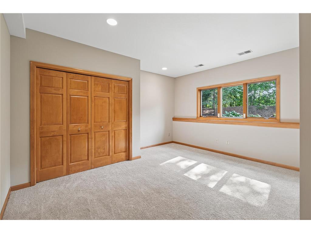 2520 Arbor Court Mendota Heights MN 55120 6822410 image36